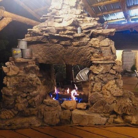 Stonegate Lodge Bed, Wifi, 50In Roku Tv, Salt Water Pool Room #109 Eureka Springs Luaran gambar