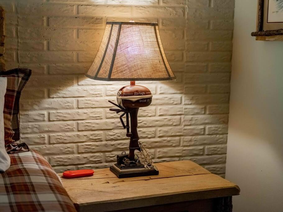 Stonegate Lodge Bed, Wifi, 50In Roku Tv, Salt Water Pool Room #109 Eureka Springs Luaran gambar