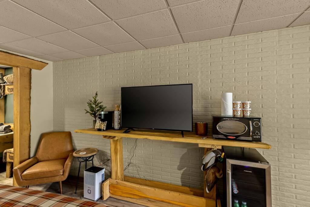 Stonegate Lodge Bed, Wifi, 50In Roku Tv, Salt Water Pool Room #109 Eureka Springs Luaran gambar